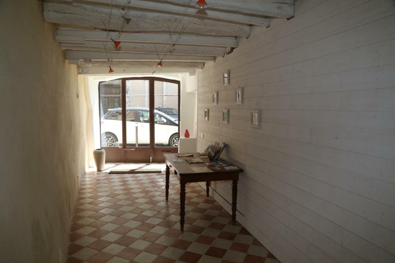 La Bignone Apartment ลีล-ซูร์-ลา-ซอร์ก ภายนอก รูปภาพ