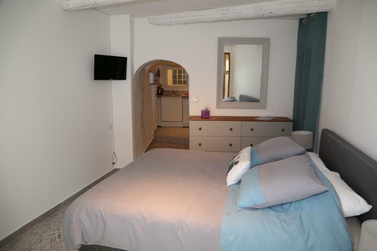 La Bignone Apartment ลีล-ซูร์-ลา-ซอร์ก ภายนอก รูปภาพ